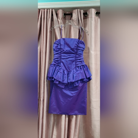 Vintage Purple Prom dress with Spaghetti straps - Picture 1 of 1